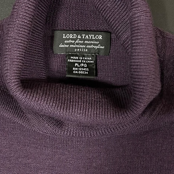 Lord & Taylor 100% Merino Wool Fitted Sleeveless Top/Petite Large - Picture 3 of 5